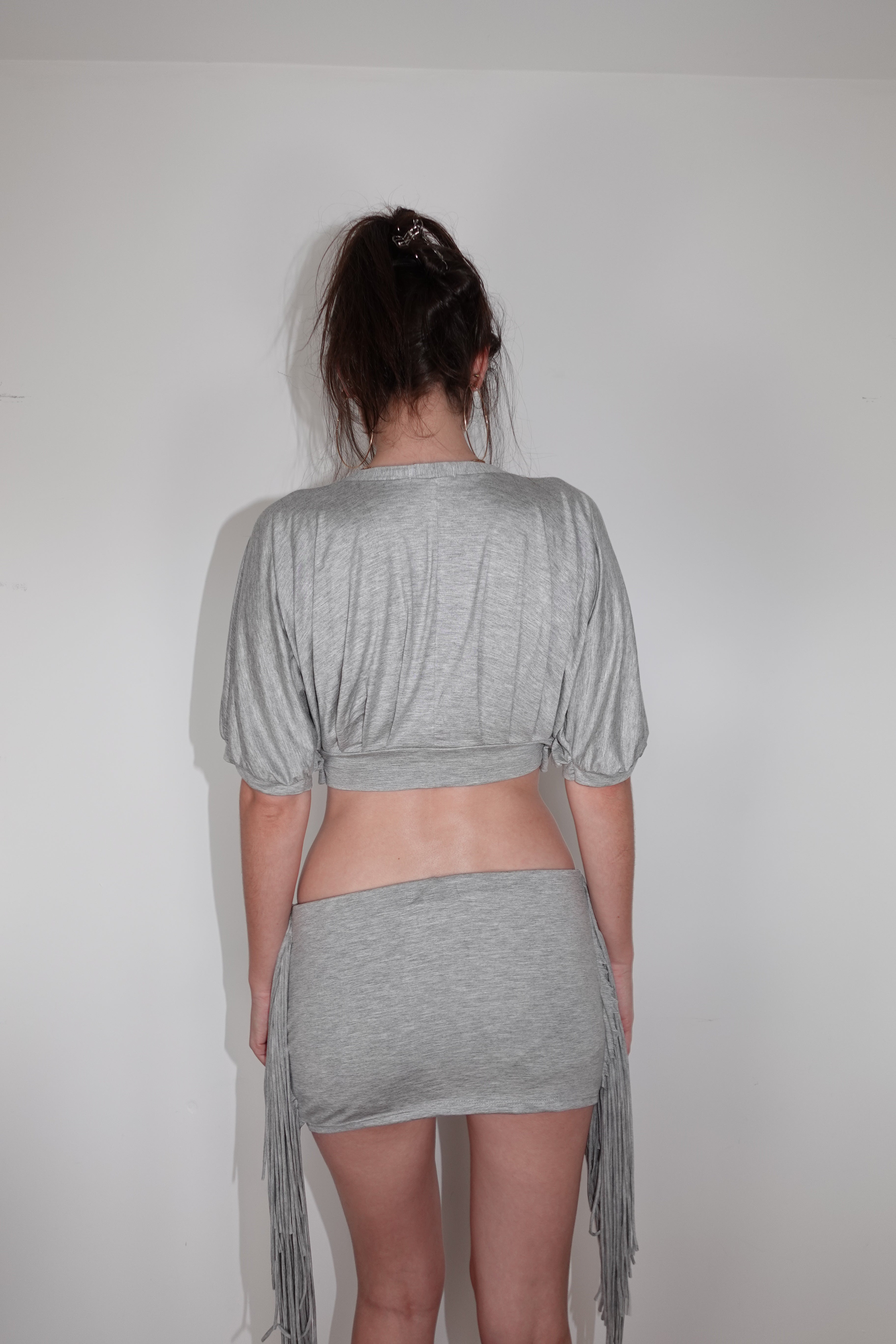 studded plunge cropped top, grey