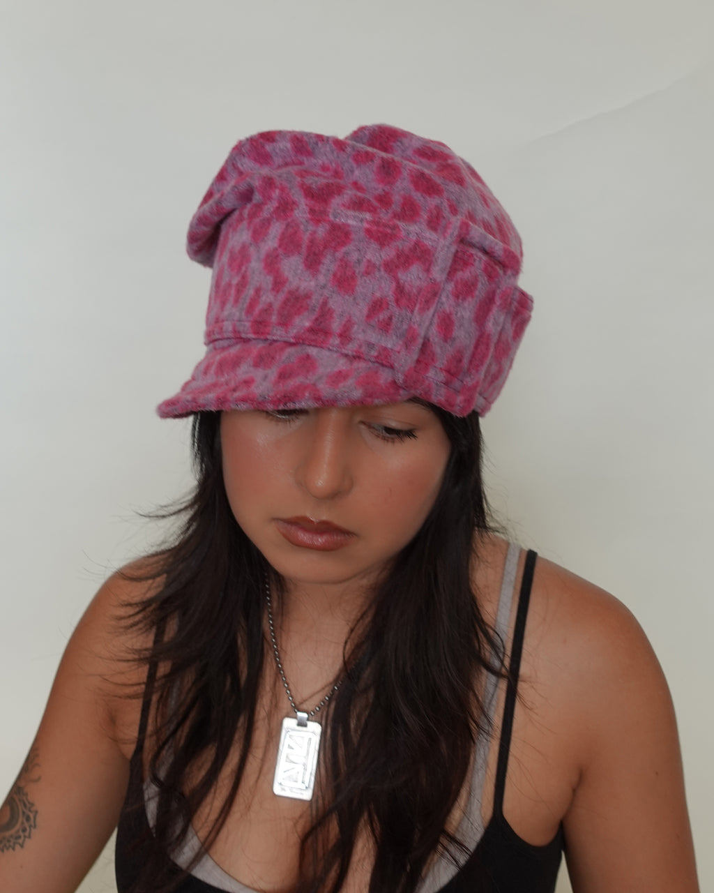 buckle leopard hat, pink