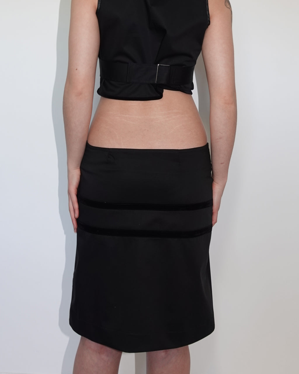 studded jyane a line skirt, black