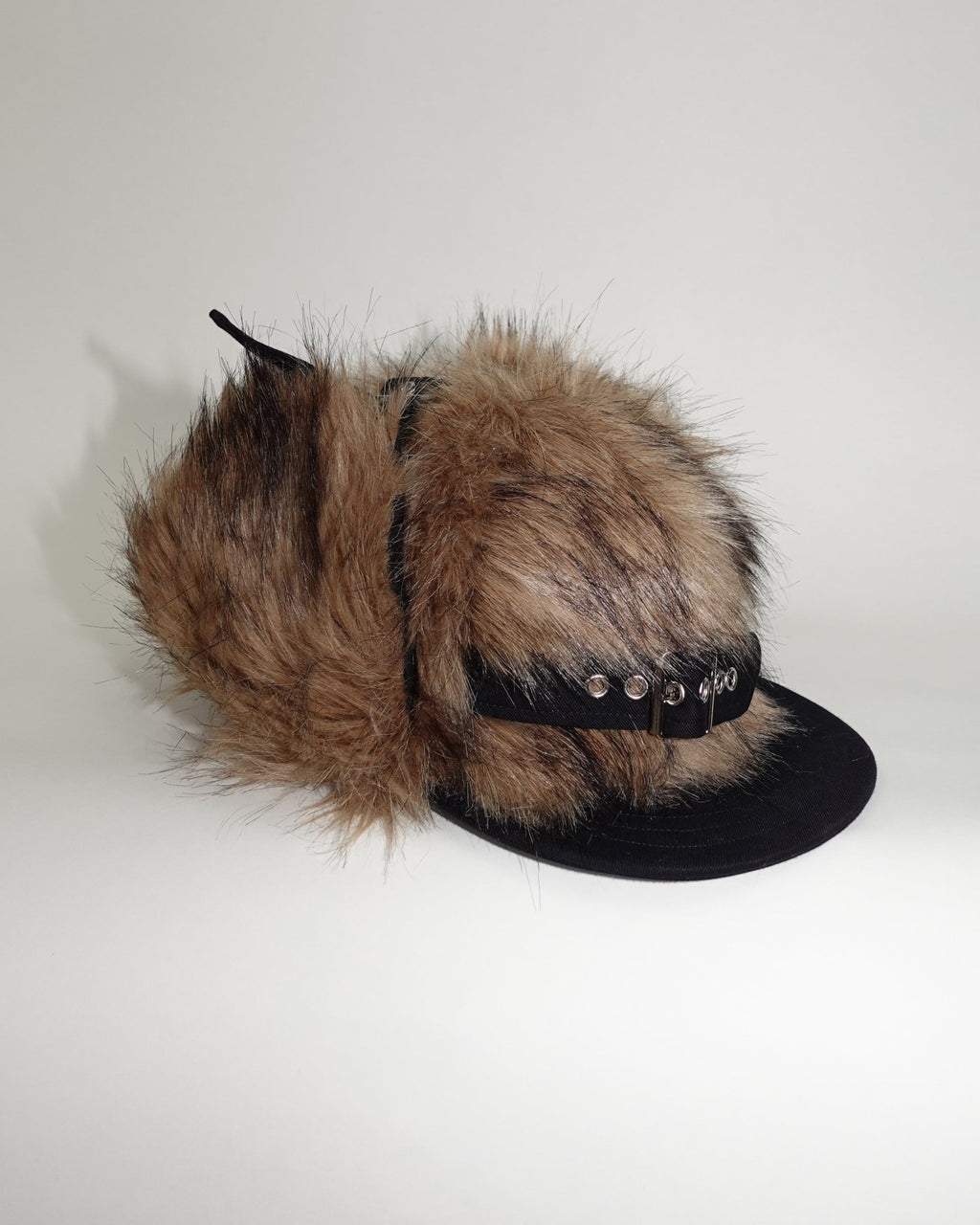 Faux Fur Snapback, Brown - Sourtai - Snapback