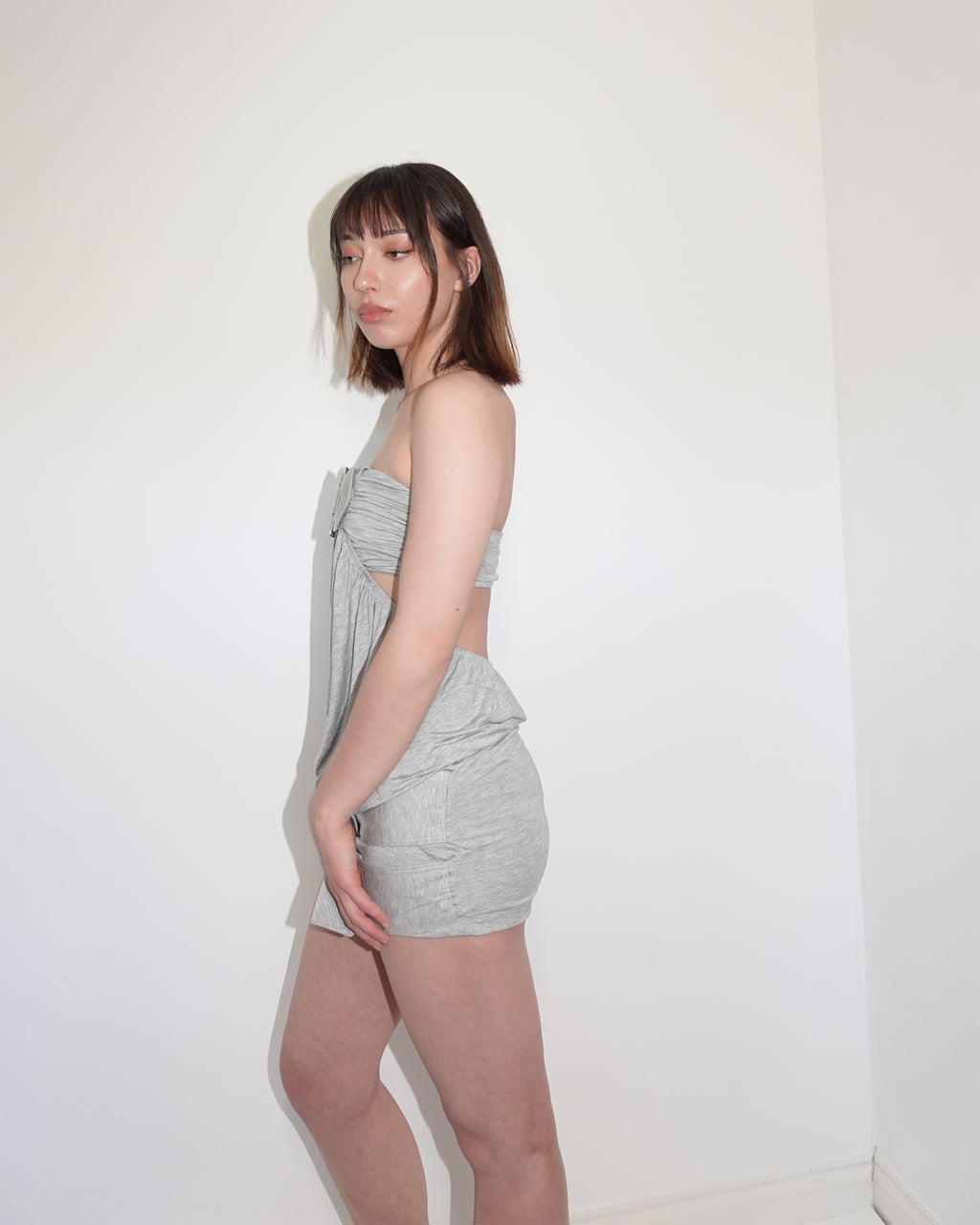 belted bandeau open back dress, grey