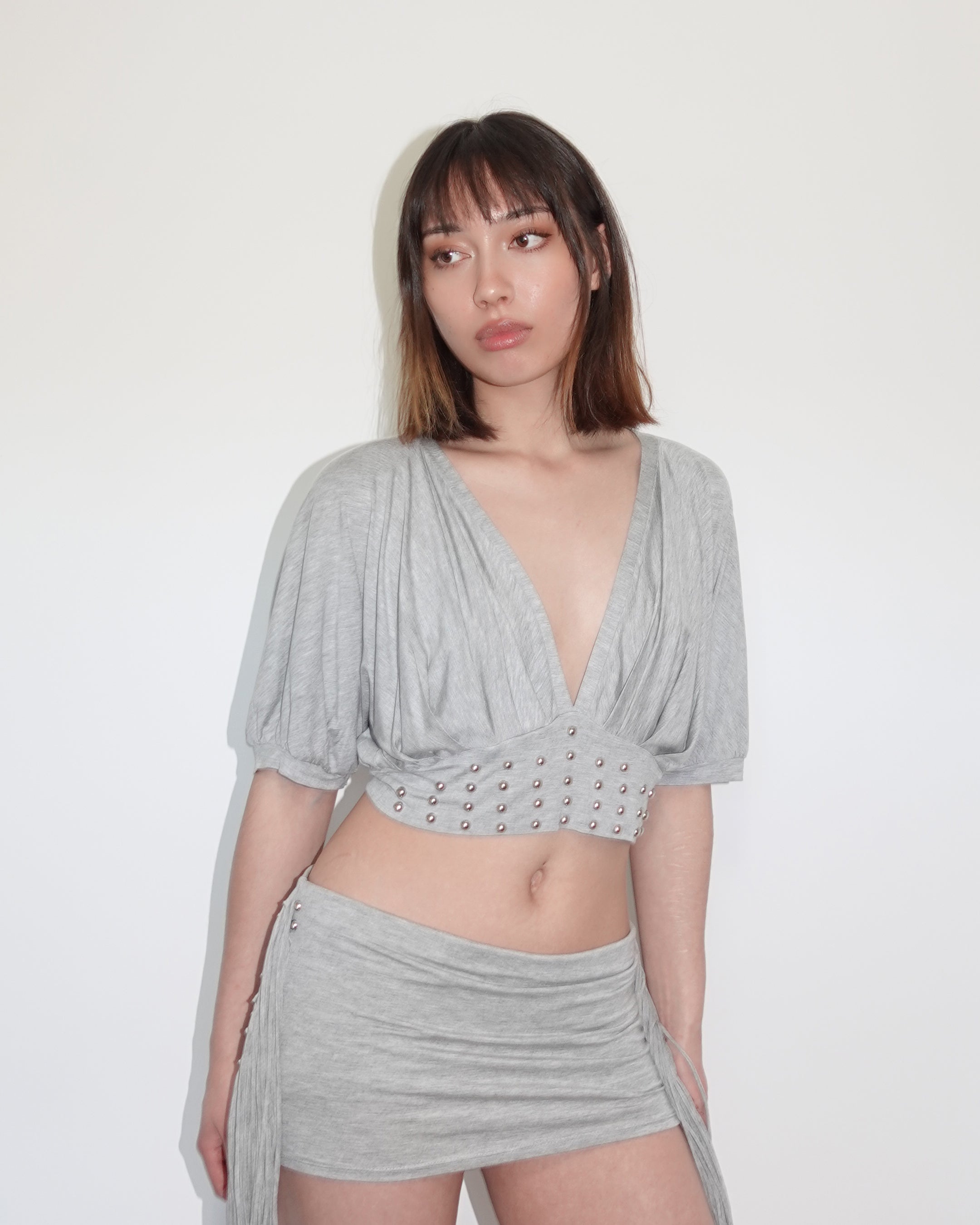 studded plunge cropped top, grey