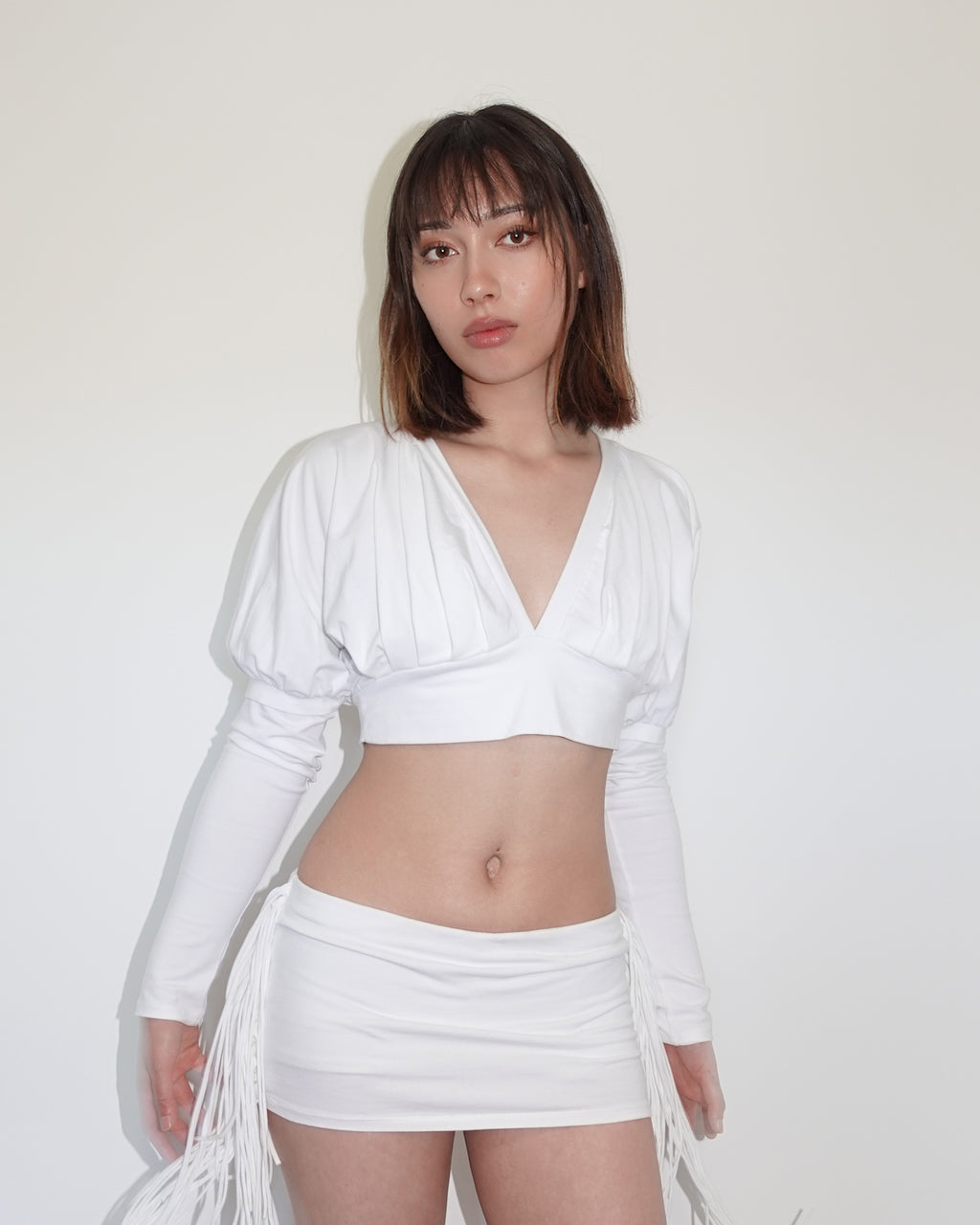 juliet sleeve plunge cropped top, white