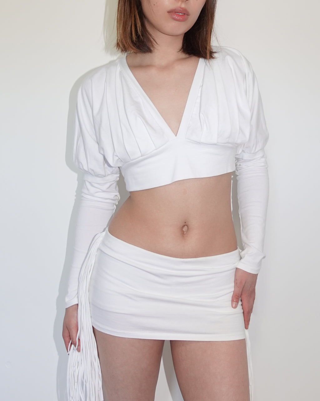 juliet sleeve plunge cropped top, white