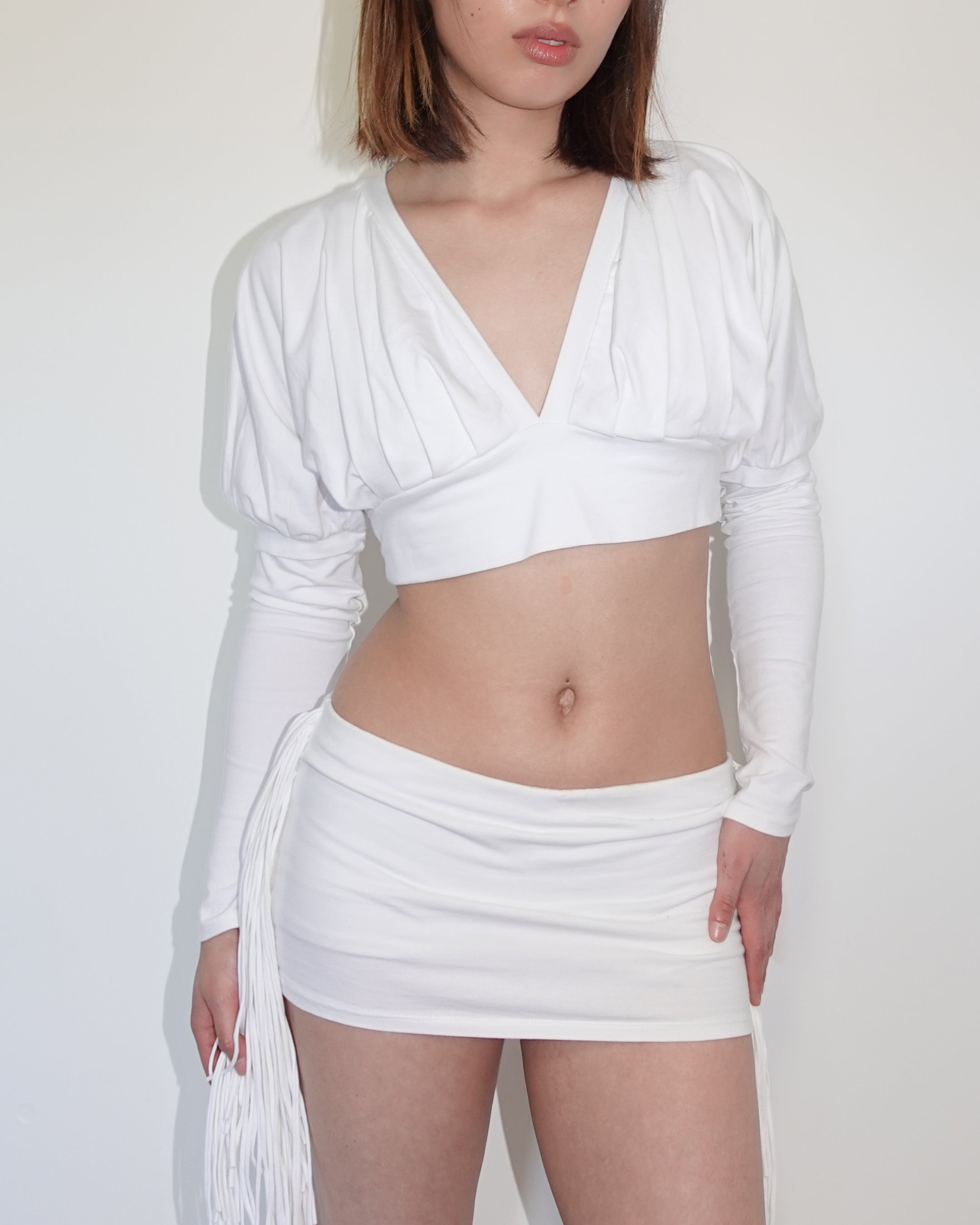 juliet sleeve plunge cropped top, white